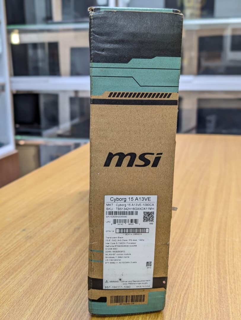 MSI CYBORG 15 A13VE Gaming Laptop | image 3